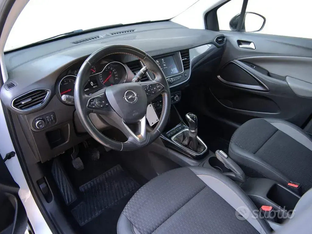 Usata Opel Crossland X Innovation 83 CV (61 kW) 2019 Bianco SUV