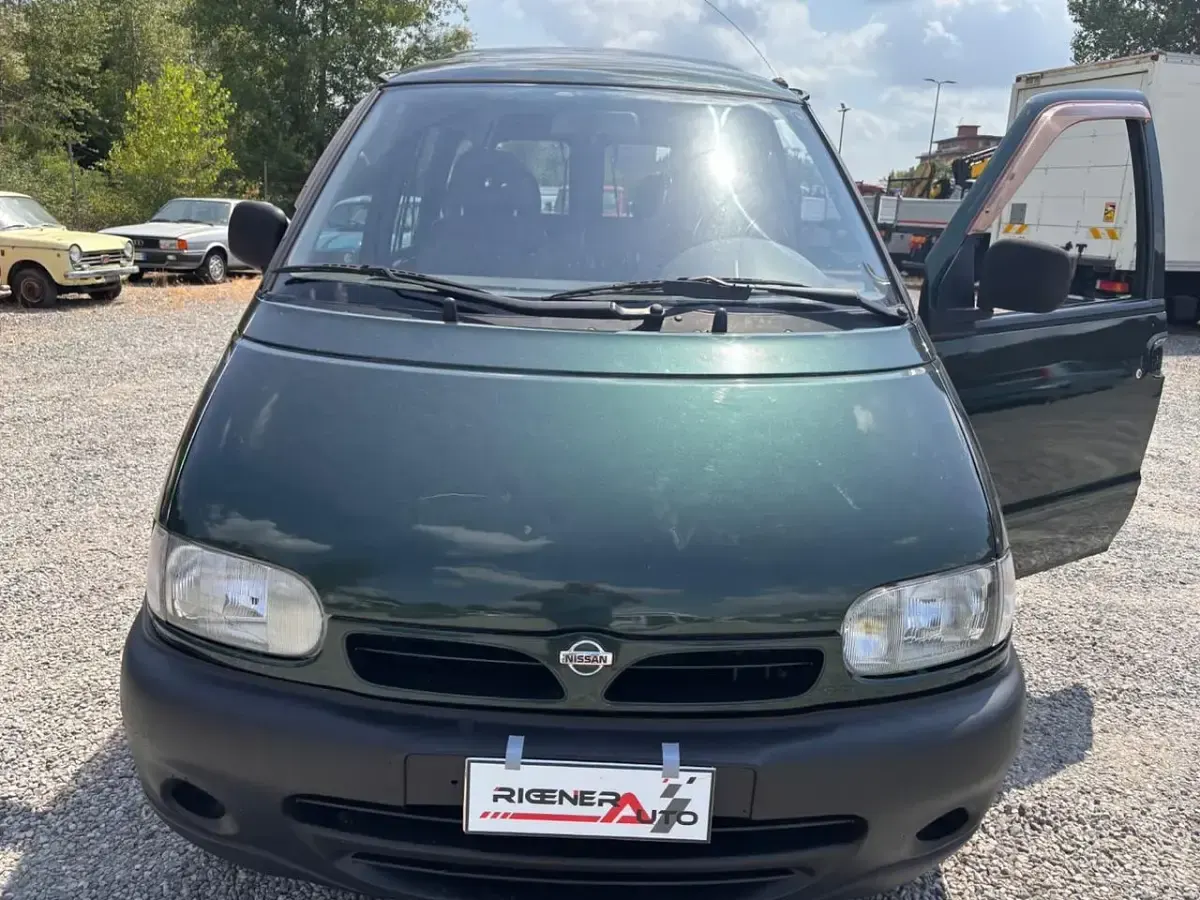Usata Nissan Vanette 81 CV (59 kW) 2003 Verde