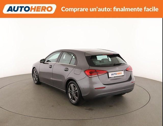 Usata Mercedes A180 Executive 115 CV (84 kW) 2019 Grigio Berlina