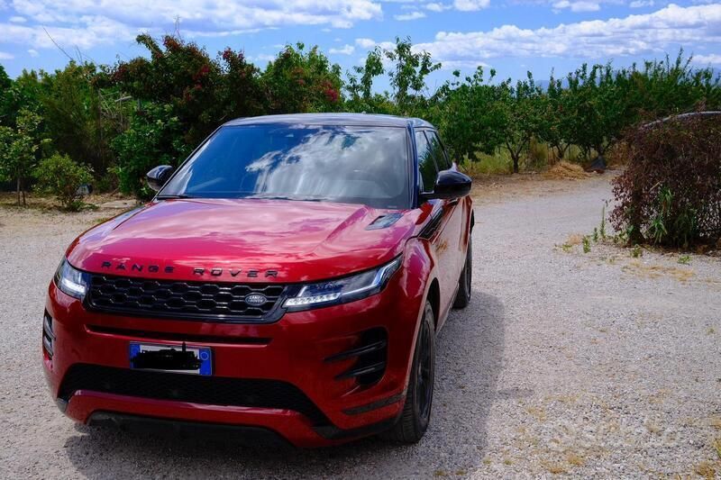 Usata Land Rover Range Rover evoque R-Dynamic 150 CV (110 kW) 2019 Rosso SUV