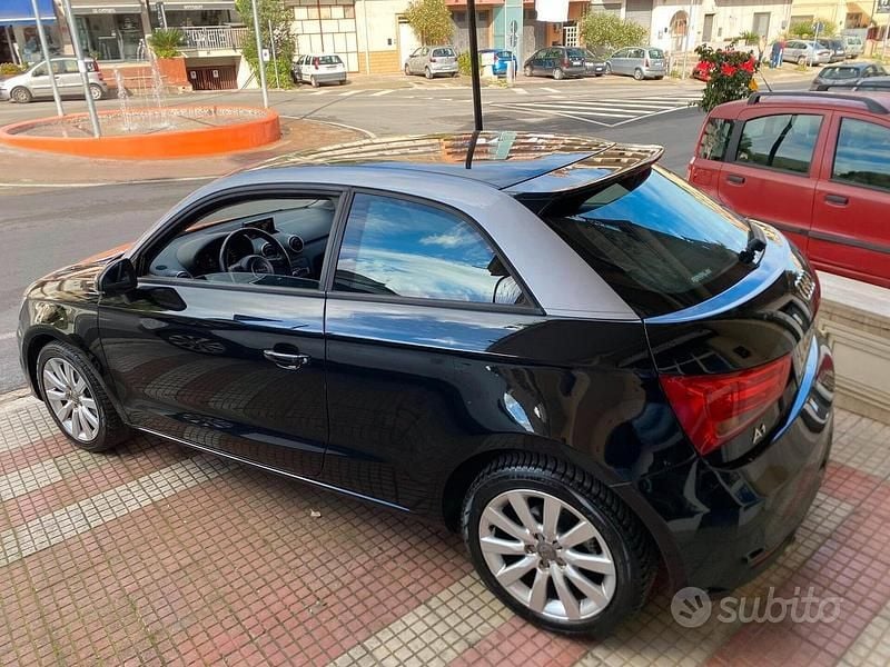 Usata Audi A1 Design 90 CV (66 kW) 2016 Nero Utilitaria