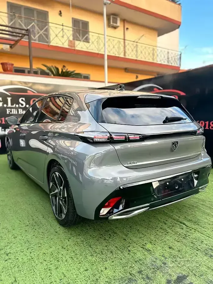 Usata Peugeot 308 Allure 131 CV (96 kW) 2023 Grigio Berlina