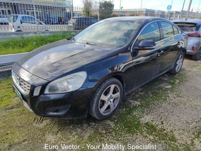 Usata Volvo S60 Momentum 163 CV (119 kW) 2012 Berlina