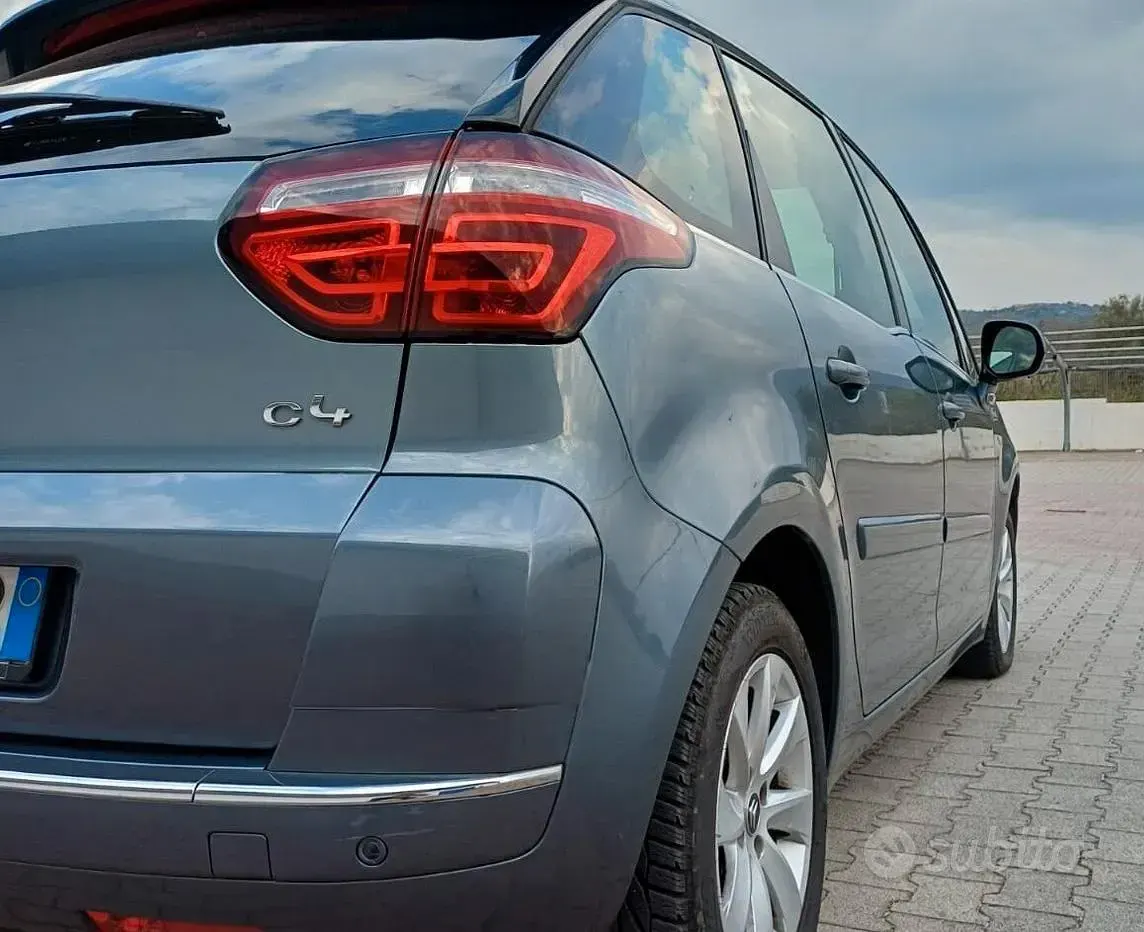 Usata Citroën C4 Picasso 112 CV (82 kW) 2012 Grigio Monovolume