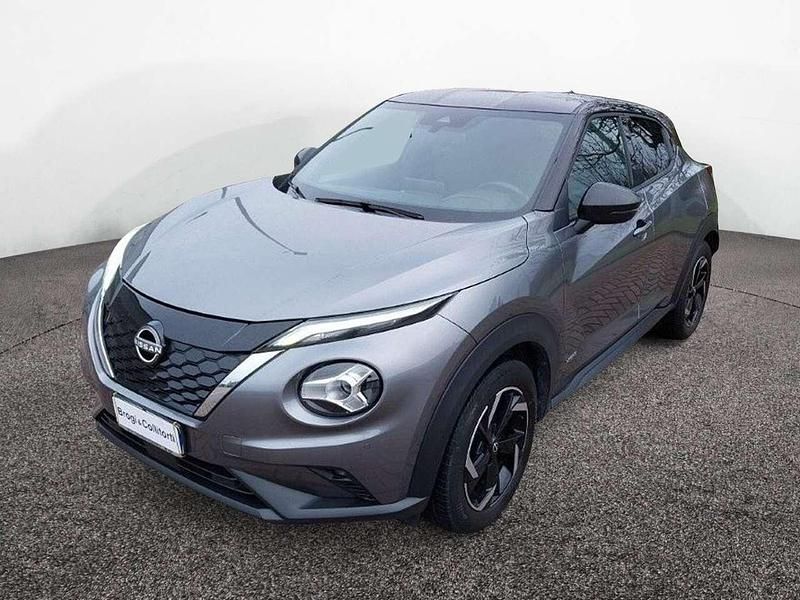 Usata Nissan Juke N-Connecta 143 CV (105 kW) 2023 Grigio scuro SUV