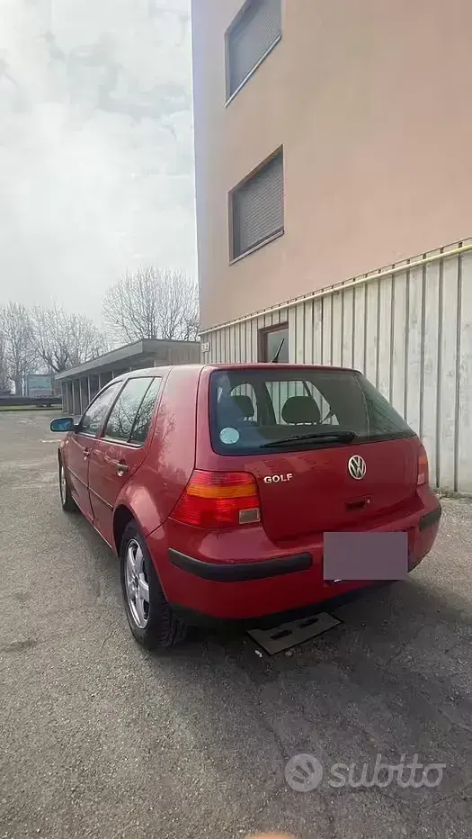 Usata VW Golf IV 75 CV (55 kW) 2000 Rosso Berlina