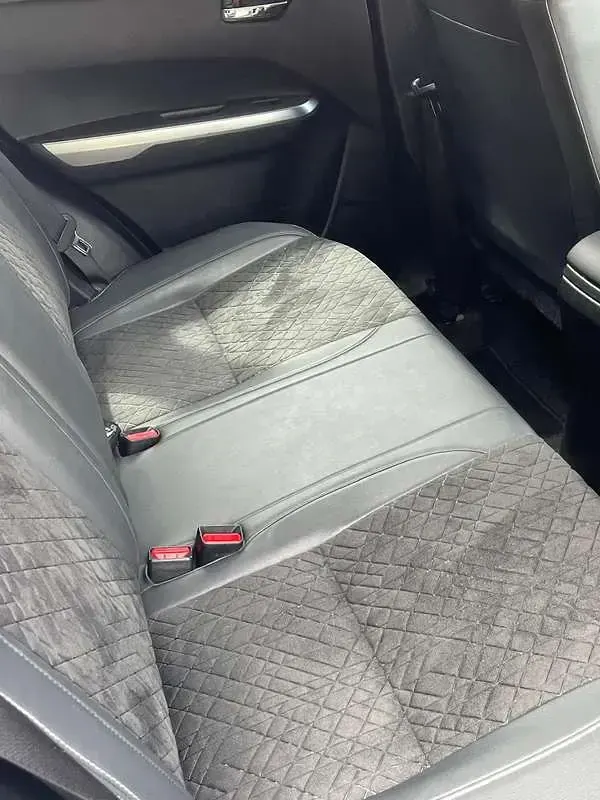 Usata Suzuki Vitara 129 CV (94 kW) 2020 Bianco SUV