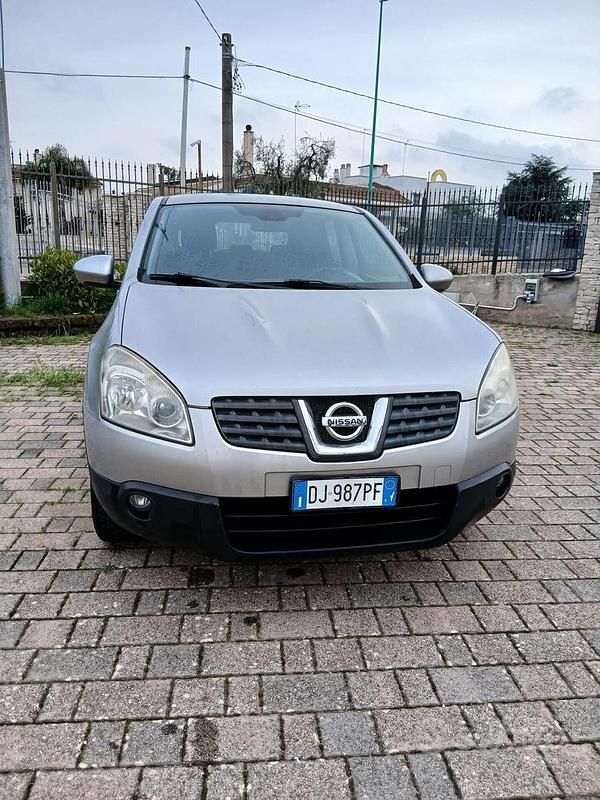 Usata Nissan Qashqai Acenta 106 CV (77 kW) 2007 Grigio SUV