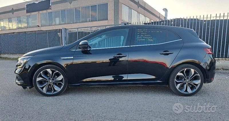 Usata Renault Mégane IV Bose Edition 110 CV (80 kW) 2018 Nero Berlina