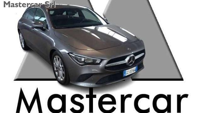 Usata Mercedes CLA200 Shooting Brake Business 150 CV (110 kW) 2020 Argento Station wagon