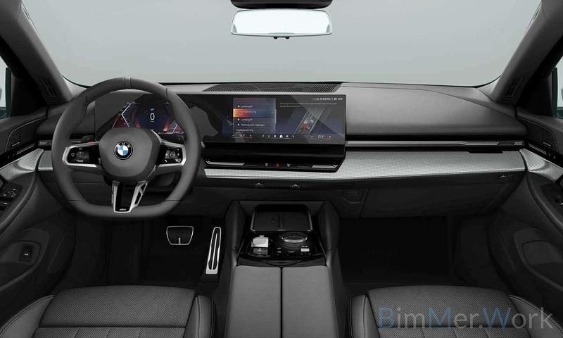 Nuova BMW 520 M Sport 197 CV (144 kW) 2026 Grigio Berlina