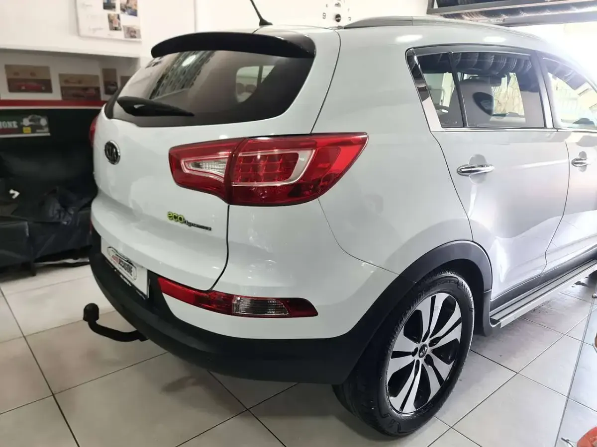 Usata Kia Sportage 116 CV (85 kW) 2011 Bianco SUV