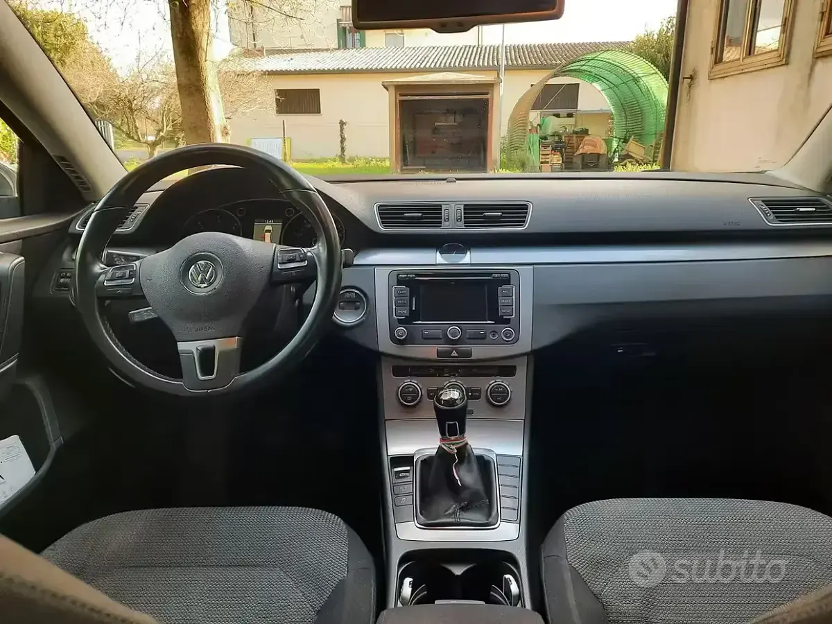 Usata VW Passat 140 CV (102 kW) 2012 Station wagon