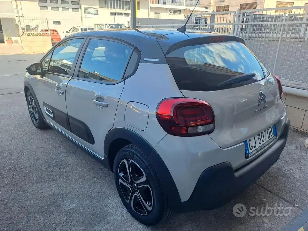 Usata Citroën C3 Feel 102 CV (75 kW) 2022 Beige Utilitaria