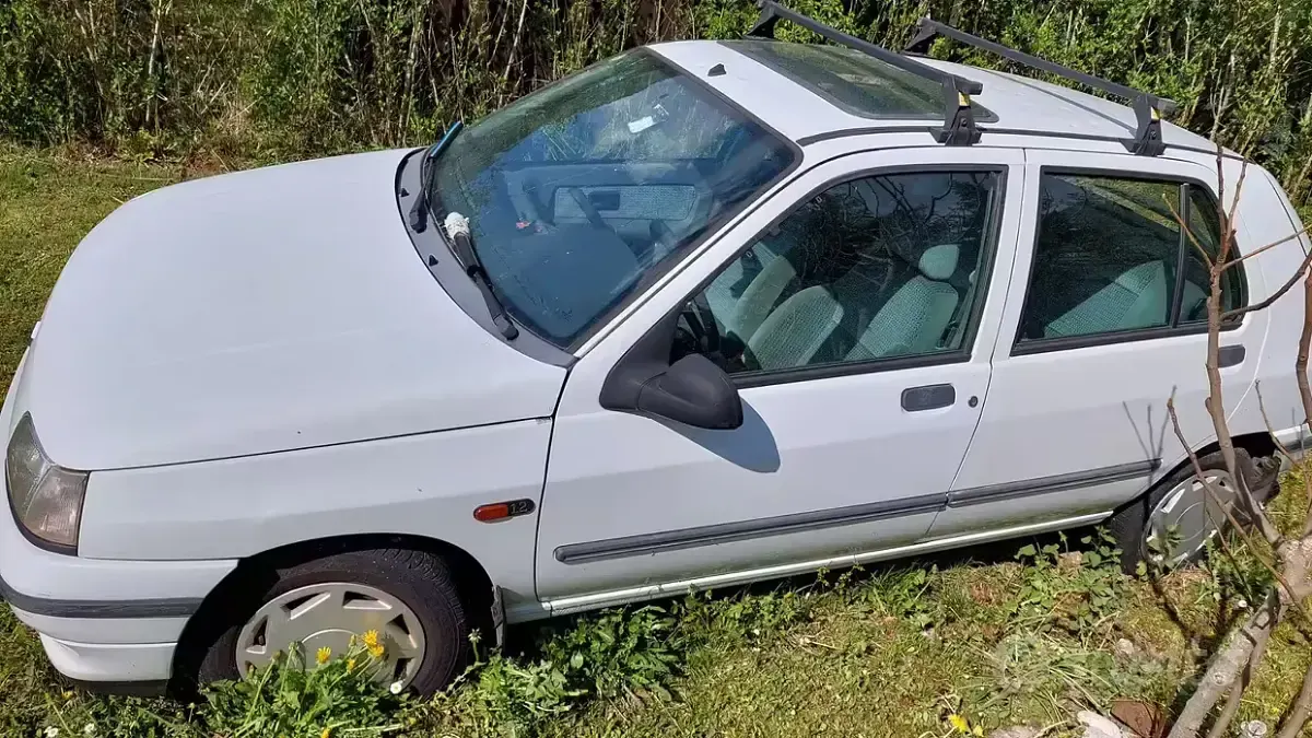 Usata Renault Clio 58 CV (42 kW) 1992 Bianco Utilitaria