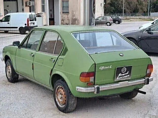 Usata Alfa Romeo Alfasud 61 CV (44 kW) 1976 Verde Berlina