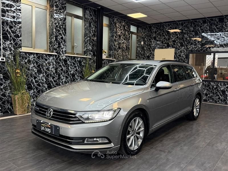 Usata VW Passat Comfortline 150 CV (110 kW) 2016 Argento Station wagon