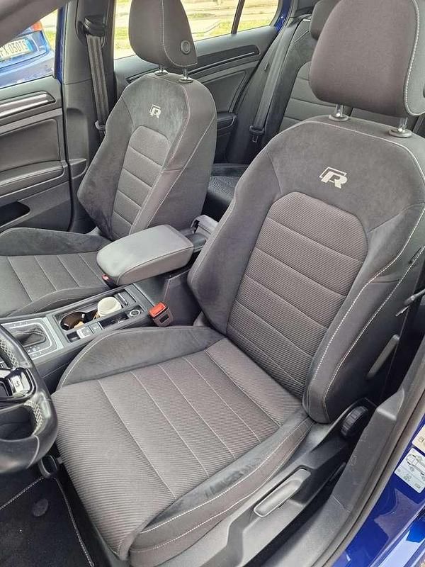 Usata VW Golf VII R 310 CV (228 kW) 2018 Blu lapiz Berlina