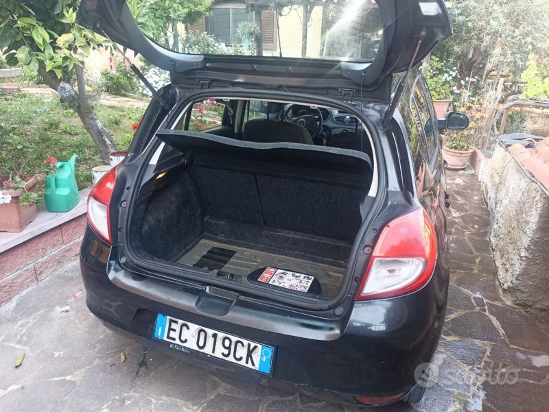 Usata Renault Clio II 2010 Nero Utilitaria