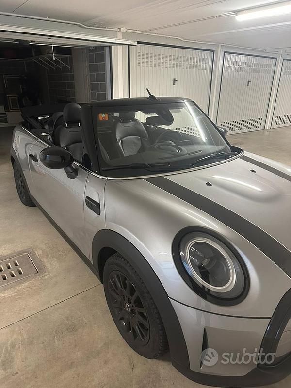 Usata Mini Cooper Cabriolet 190 CV (139 kW) 2024 Grigio Cabrio