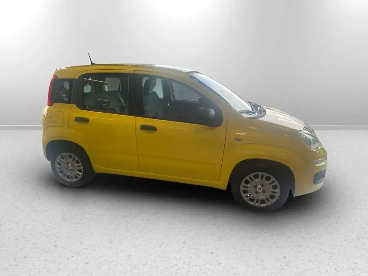 Nuova Fiat Panda Pop 70 CV (51 kW) 2025 Giallo positano Utilitaria