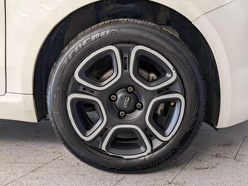 Usata Fiat 500 Club 69 CV (50 kW) 2022 Bianco Berlina