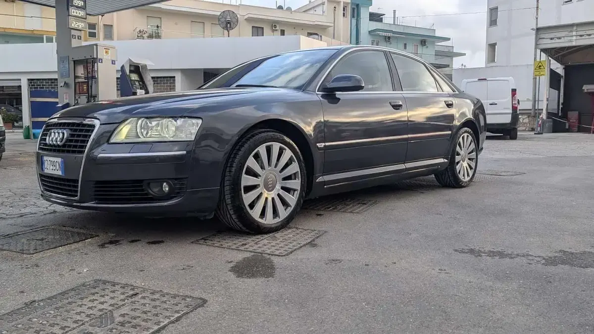 Usata Audi A8 233 CV (171 kW) 2006 Berlina