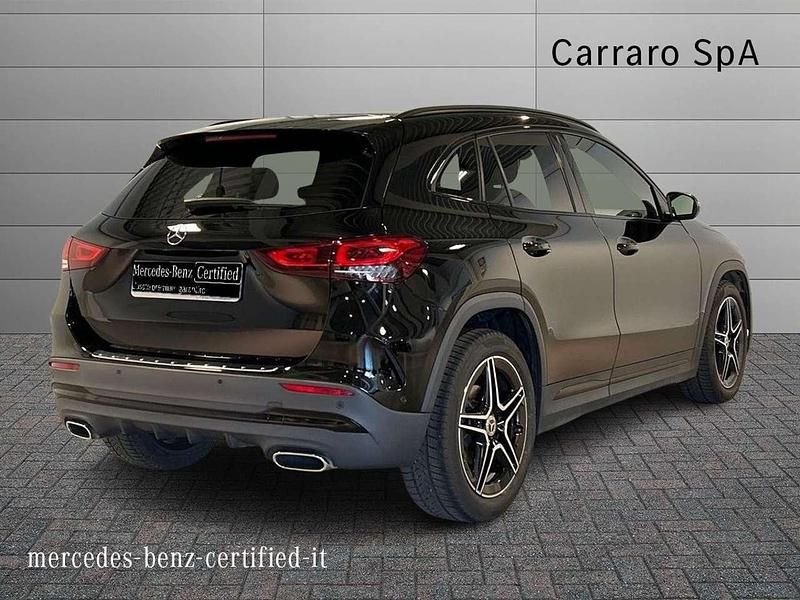 Usata Mercedes GLA180 Premium 116 CV (85 kW) 2022 Nero SUV