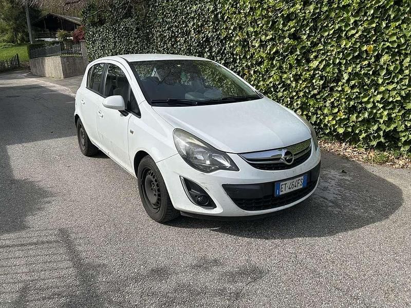 Usata Opel Corsa 75 CV (55 kW) 2013 Utilitaria