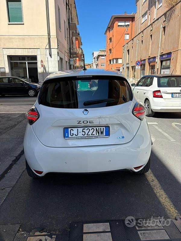 Usata Renault Zoe 50 kW (69 CV) 2022 Bianco Utilitaria
