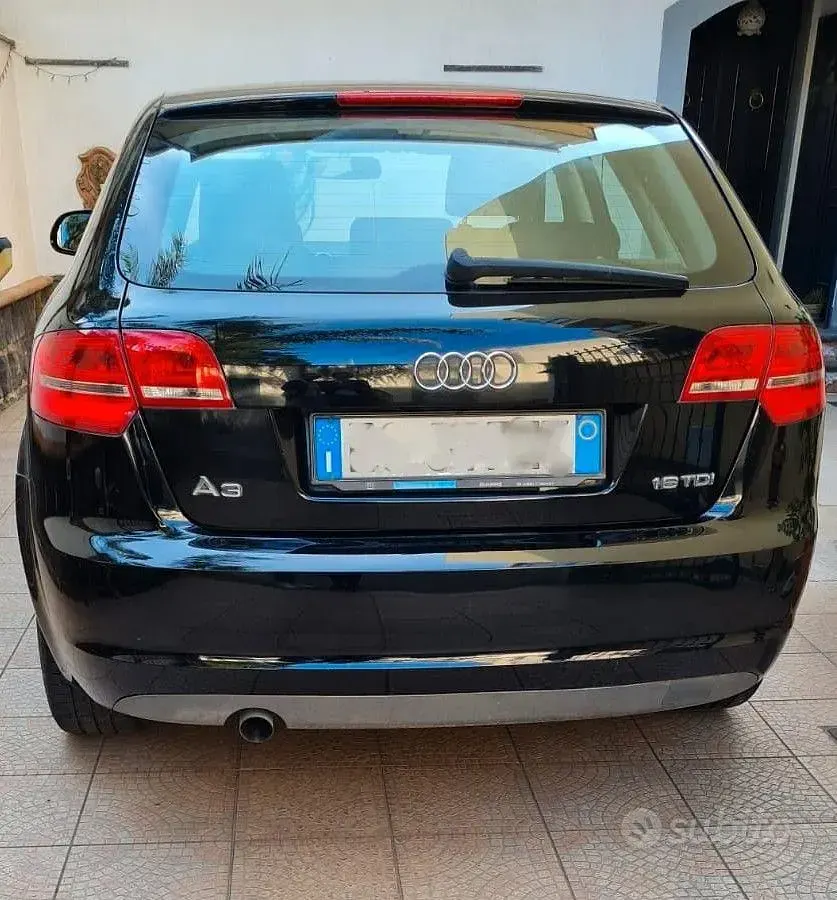 Usata Audi A3 Young 102 CV (75 kW) 2010 Nero Utilitaria