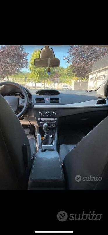 Usata Renault Mégane Coupé Dynamique 110 CV (80 kW) 2010 Nero Coupé