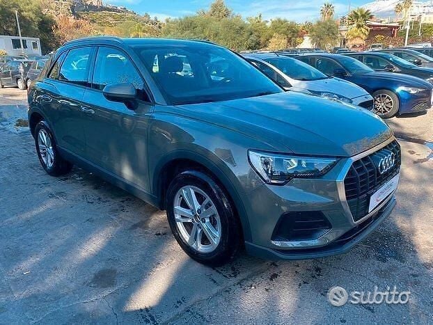 Marrone Usata 2019 Audi Q3 SUV | 22.900 € (Super prezzo) - Immagine 1/4