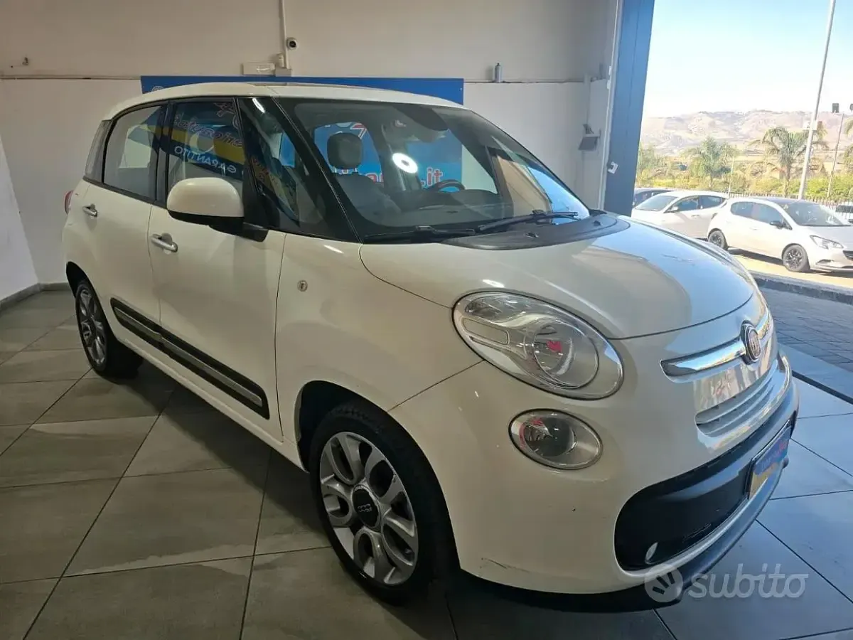 Usata Fiat 500L Lounge 84 CV (61 kW) 2014 Bianco Monovolume