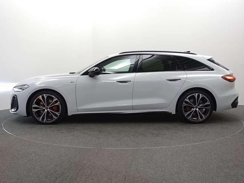 Usata Audi A5 S-Line 204 CV (150 kW) 2025 Bianco Station wagon