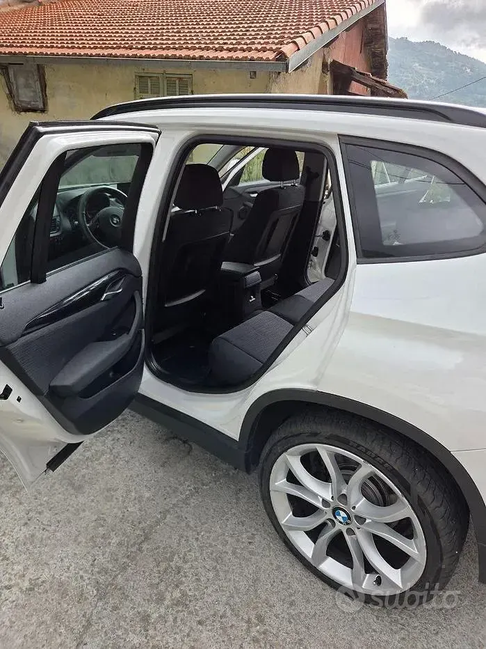 Usata BMW X1 143 CV (105 kW) 2012 Bianco SUV