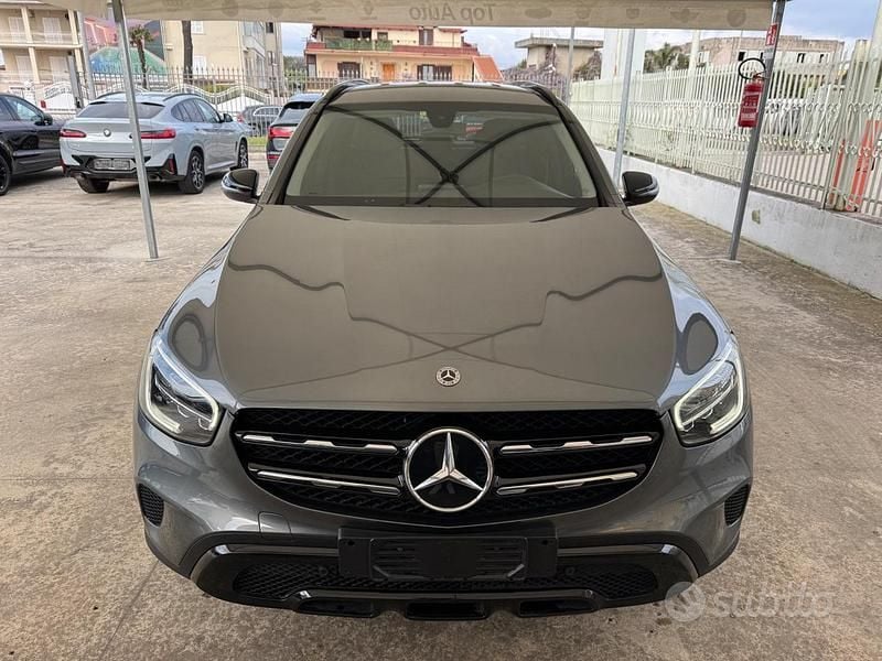 Begagnad Mercedes GLC220 Edition 194 HK (142 kW) 2022 Grå SUV