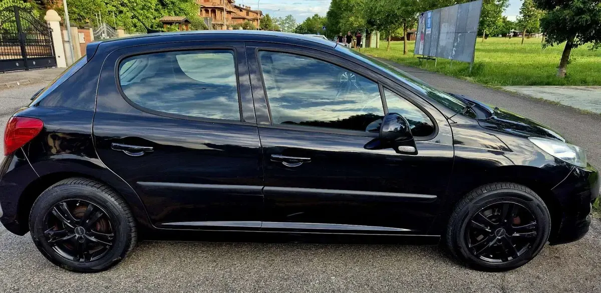 Gebraucht Peugeot 207 Sport 73 PS (53 kW) 2008 Limousine
