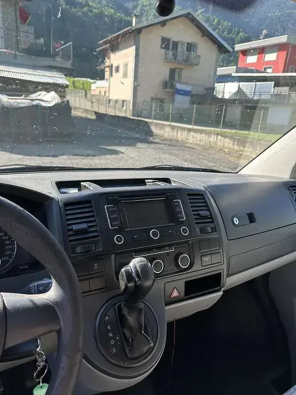 Usata VW T5 179 CV (131 kW) 2013 Argento Furgone