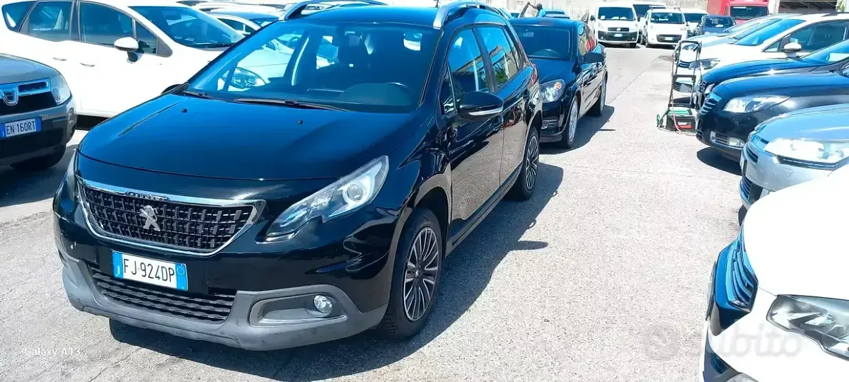 Usata Peugeot 2008 Active 99 CV (72 kW) 2017 Nero SUV