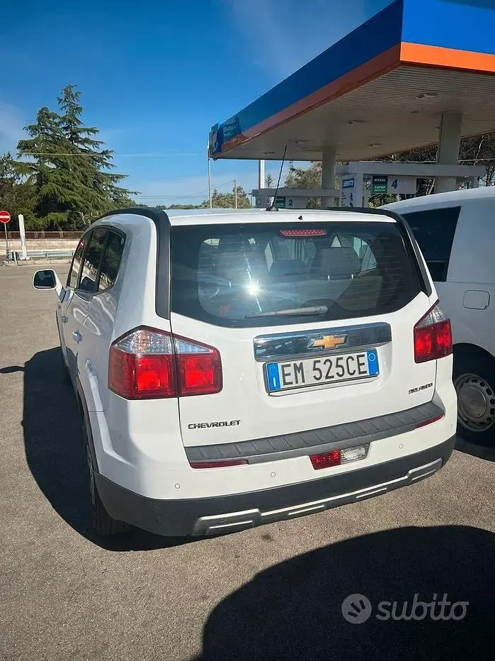 Usata Chevrolet Orlando LT 131 CV (96 kW) 2012 Bianco Monovolume
