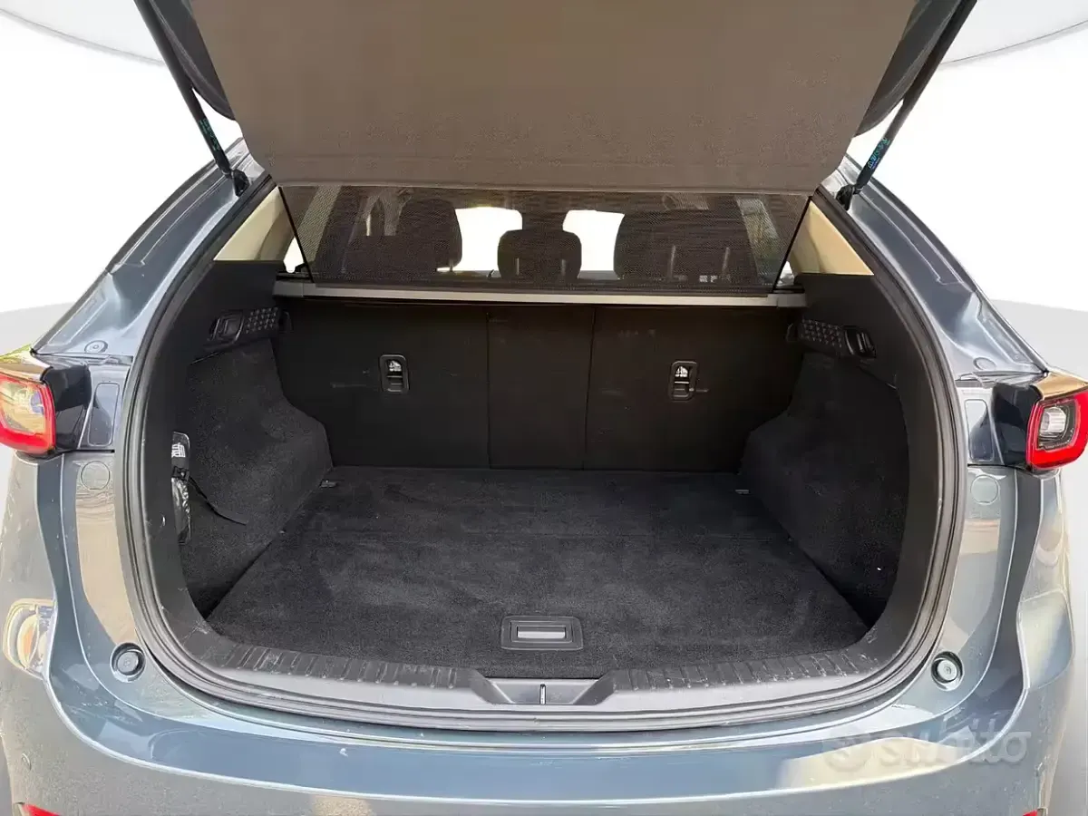 Usata Mazda CX-5 Center-Line 150 CV (110 kW) 2023 Grigio SUV