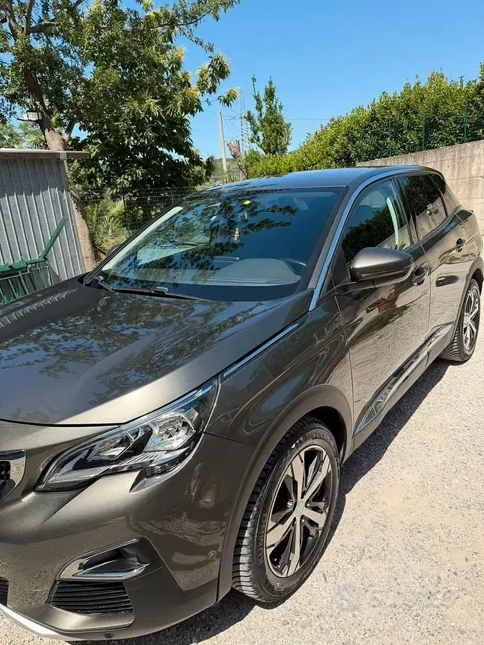 Usata Peugeot 3008 131 CV (96 kW) 2018 Grigio SUV