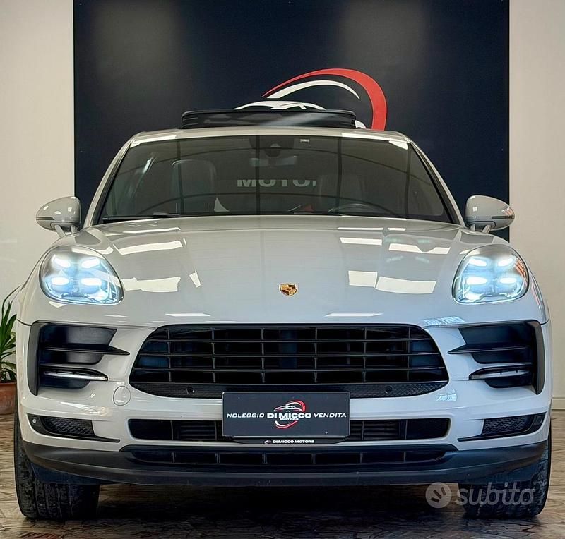 Usata Porsche Macan 245 CV (180 kW) 2018 Grigio SUV