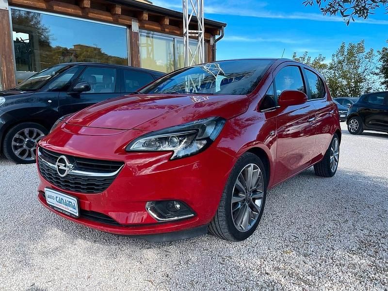 Usata Opel Corsa 95 CV (69 kW) 2015 Rosso Berlina