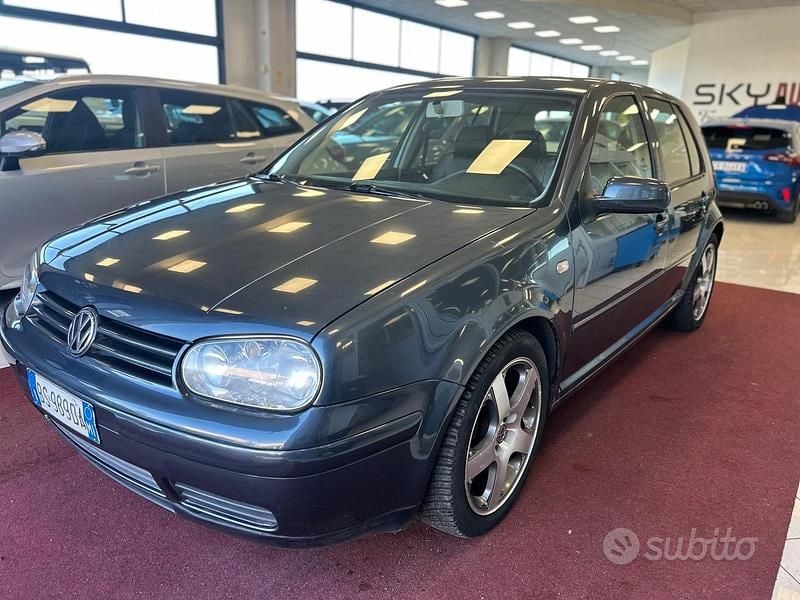 Usata VW Golf IV GTI 150 CV (110 kW) 2001 Grigio Berlina