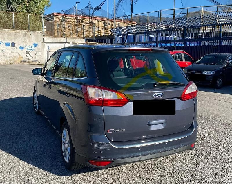 Usata Ford C-MAX Titanium 116 CV (85 kW) 2013 Grigio Monovolume