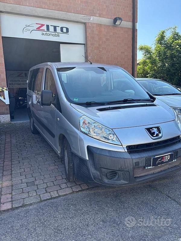 Usata Peugeot Expert 136 CV (100 kW) 2010 Grigio Furgone