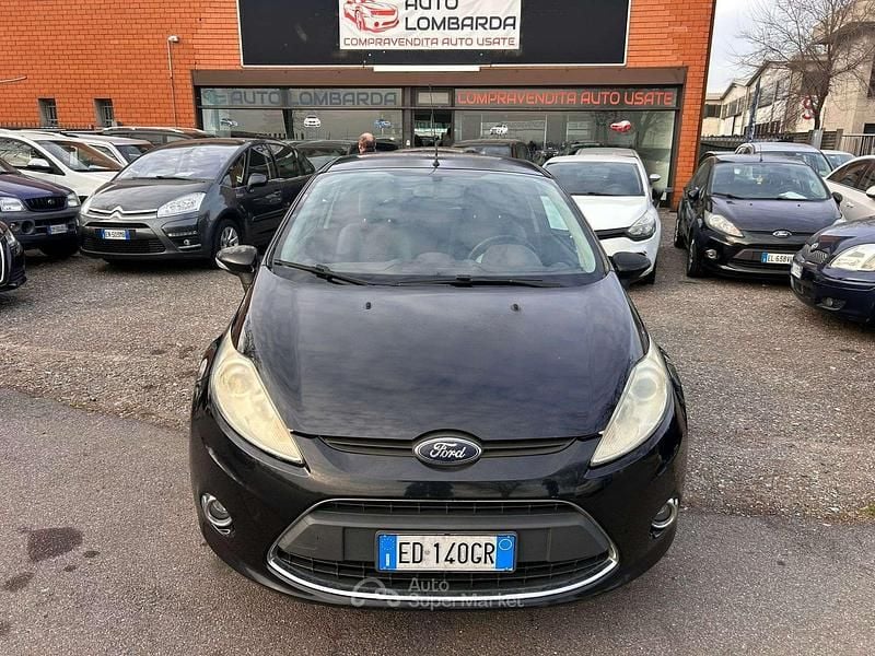 Usata Ford Fiesta Titanium 95 CV (69 kW) 2010 Nero Utilitaria