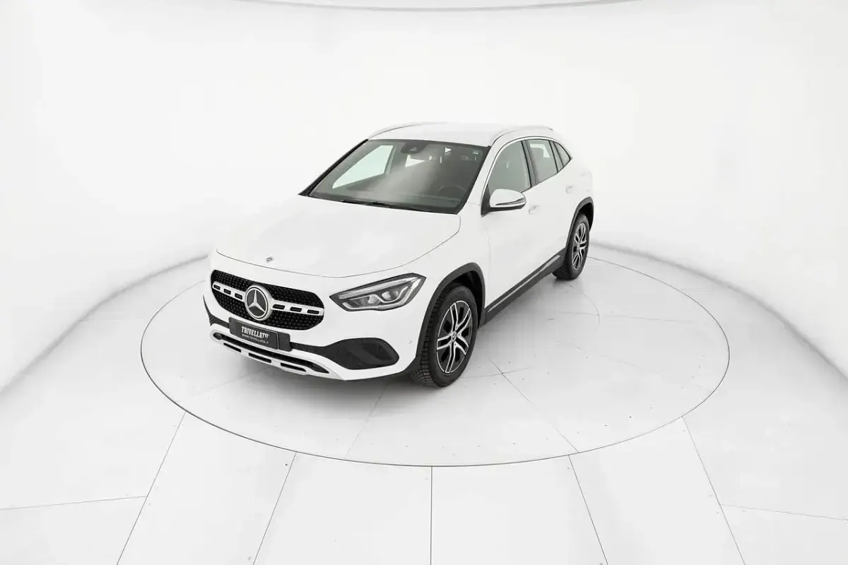 Usata Mercedes GLA200 150 CV (110 kW) 2022 SUV